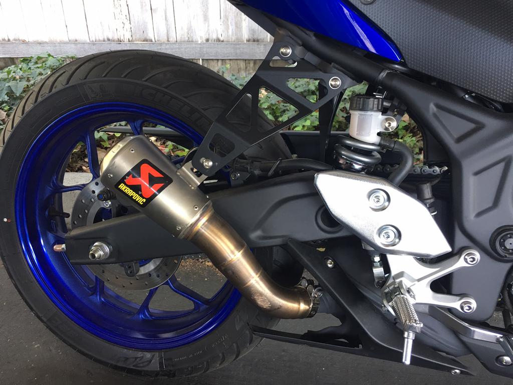 Yamaha r3 shop akrapovic slip on